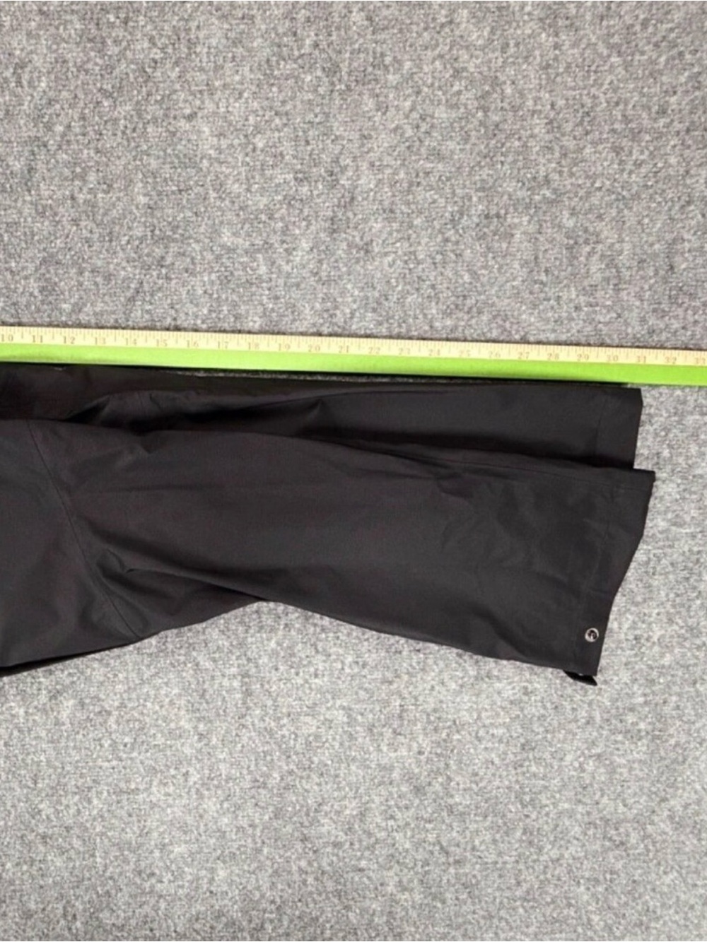 Patagonia Women's Rainshadow
Rain Pants Black Small H2No - Picture 10 of 11